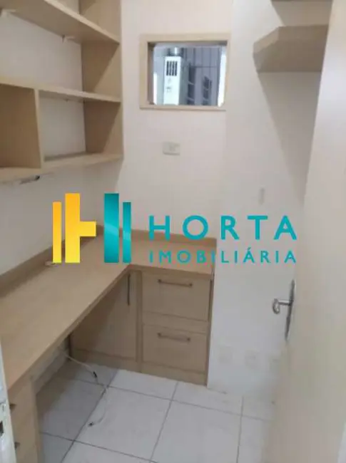 Apartamento com 3 quartos à venda, 172m2 em Rio De Janeiro - RJ - imagem 5 Foto 5 de Apartamento com 3 quartos à venda, 172m2 em Rio De Janeiro - RJ