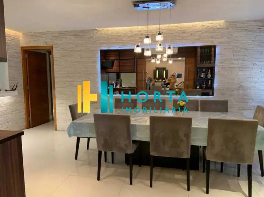Foto 9 de Apartamento com 7 quartos à venda, 300m2 em Rio De Janeiro - RJ