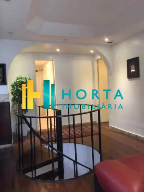 Foto 9 de Cobertura com 2 quartos à venda, 180m2 em Rio De Janeiro - RJ