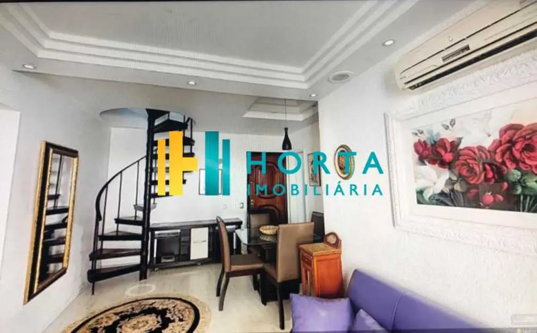 Foto 4 de Cobertura com 2 quartos à venda, 180m2 em Rio De Janeiro - RJ