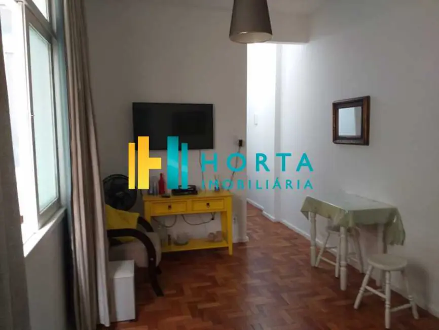 Kitnet com 1 quarto à venda, 28m2 em Rio De Janeiro - RJ - imagem 3 Foto 3 de Kitnet com 1 quarto à venda, 28m2 em Rio De Janeiro - RJ