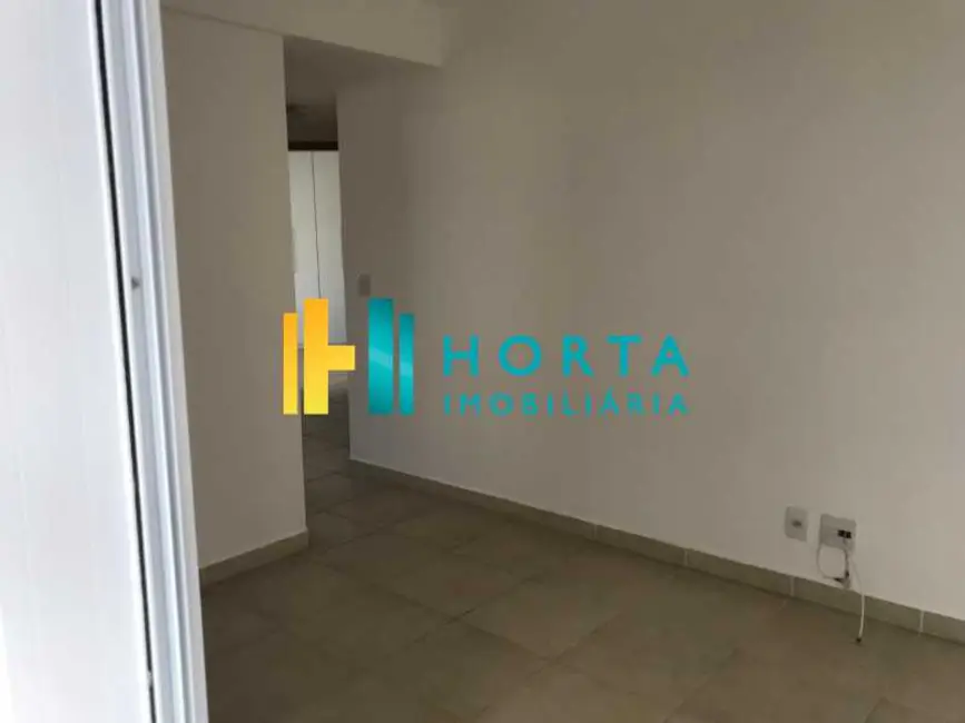 Foto 11 de Apartamento com 2 quartos para alugar, 65m2 em Rio De Janeiro - RJ