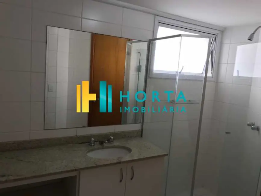 Foto 9 de Apartamento com 2 quartos para alugar, 65m2 em Rio De Janeiro - RJ