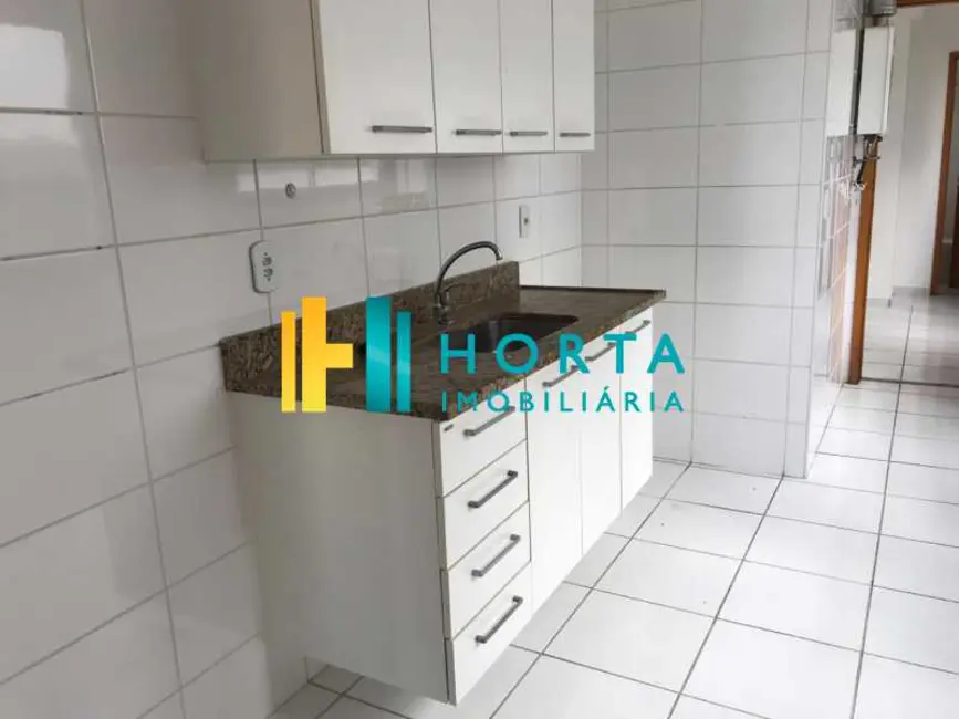 Foto 12 de Apartamento com 2 quartos para alugar, 65m2 em Rio De Janeiro - RJ