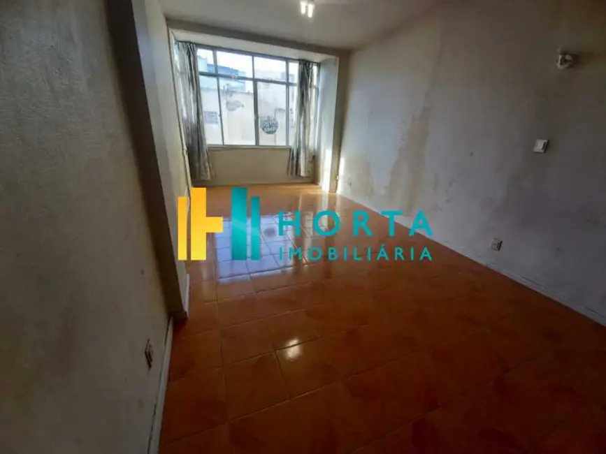 Foto 2 de Apartamento com 2 quartos à venda, 70m2 em Rio De Janeiro - RJ