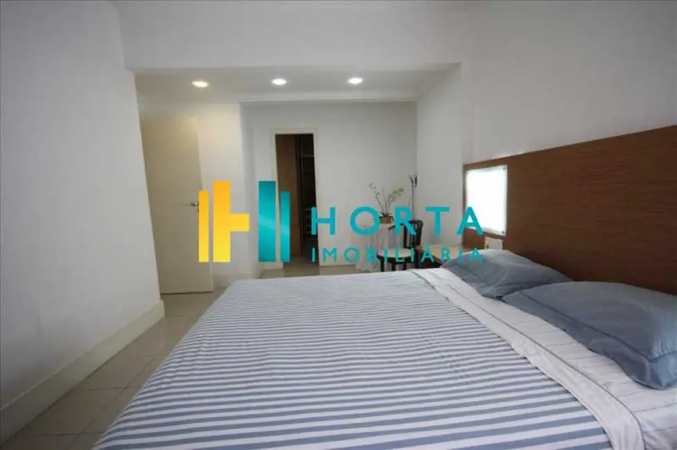 Apartamento com 3 quartos à venda, 180m2 em Rio De Janeiro - RJ - imagem 6 Foto 6 de Apartamento com 3 quartos à venda, 180m2 em Rio De Janeiro - RJ
