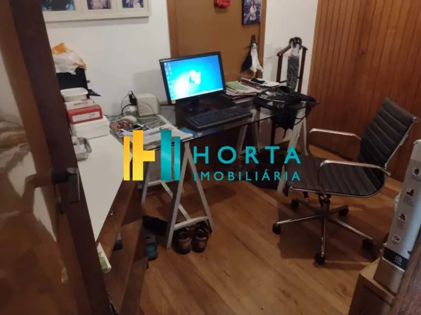 Foto 9 de Apartamento com 4 quartos à venda, 180m2 em Rio De Janeiro - RJ