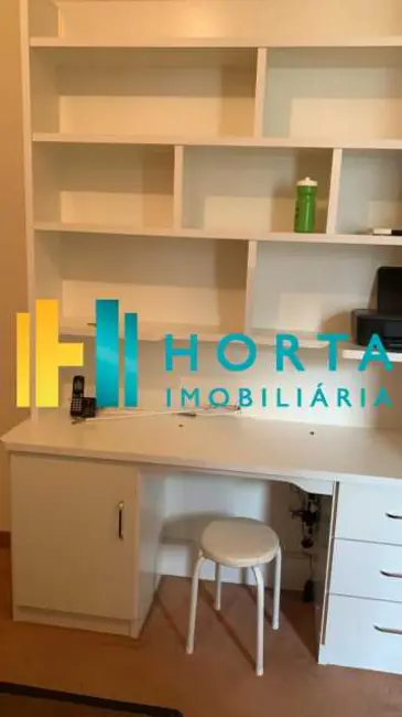 Foto 4 de Apartamento com 2 quartos à venda, 75m2 em Rio De Janeiro - RJ