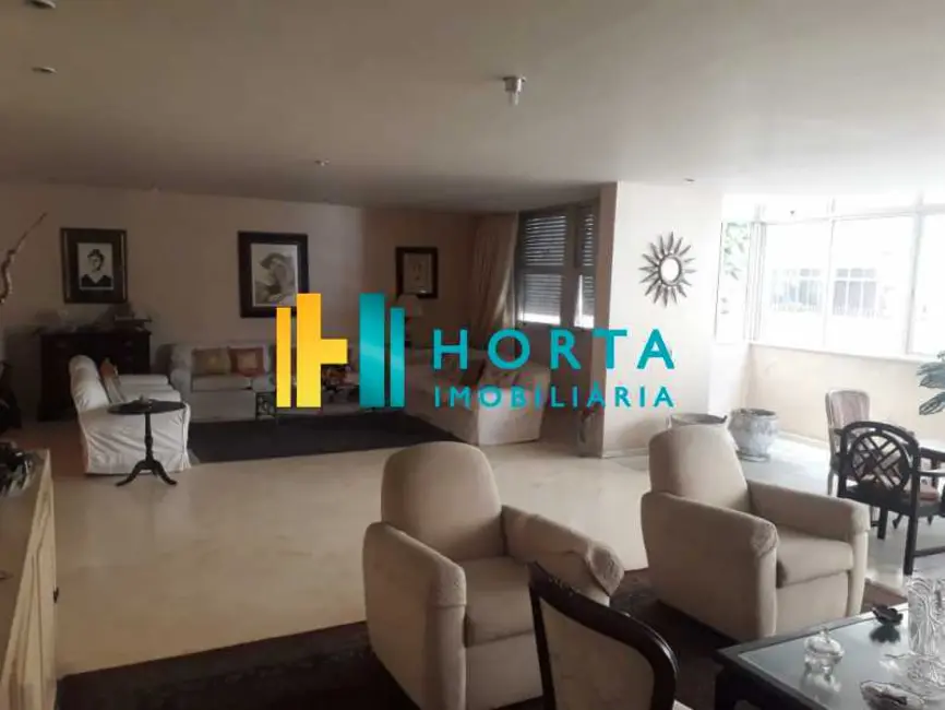 Apartamento com 4 quartos à venda, 305m2 em Rio De Janeiro - RJ - imagem 2 Foto 2 de Apartamento com 4 quartos à venda, 305m2 em Rio De Janeiro - RJ