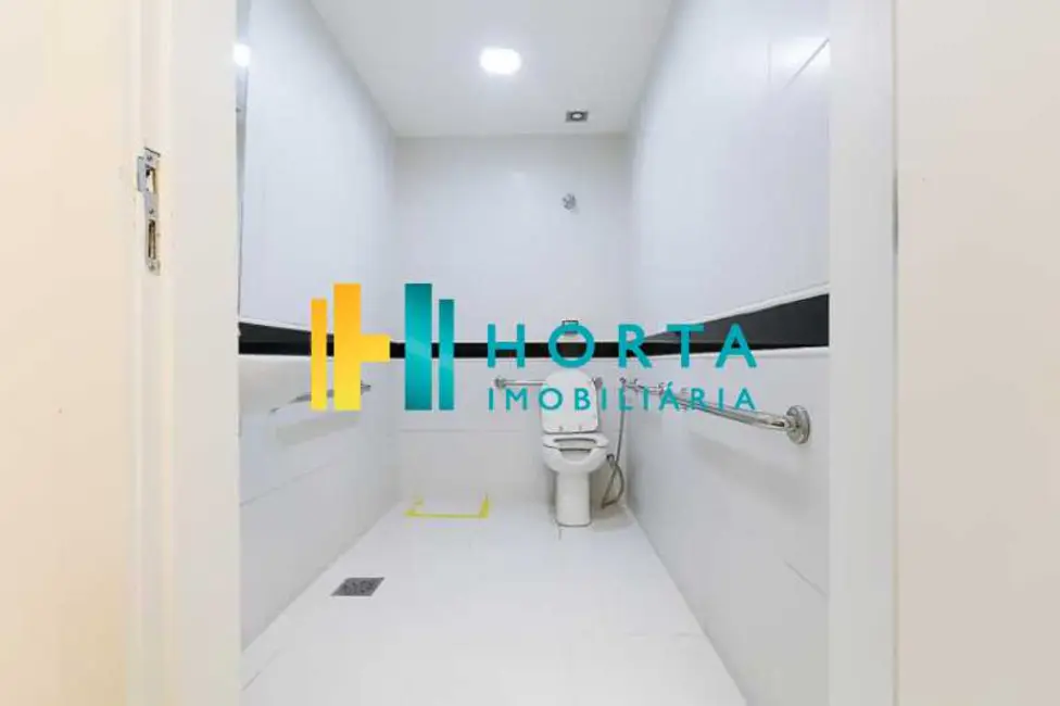 Sala Comercial à venda, 675m2 em Rio De Janeiro - RJ - imagem 8 Foto 8 de Sala Comercial à venda, 675m2 em Rio De Janeiro - RJ
