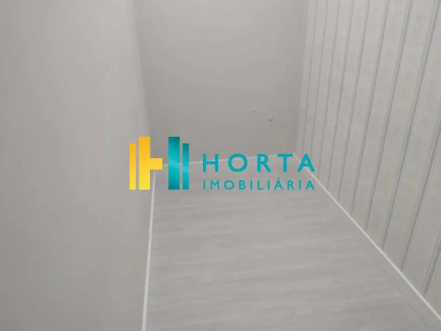 Foto 8 de Sala Comercial à venda, 28m2 em Rio De Janeiro - RJ