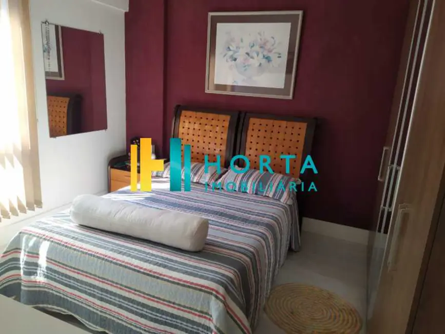 Loft / Flat com 1 quarto à venda, 54m2 em Rio De Janeiro - RJ - imagem 9 Foto 9 de Loft / Flat com 1 quarto à venda, 54m2 em Rio De Janeiro - RJ