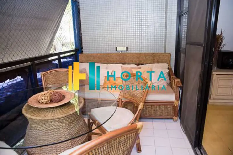 Foto 8 de Apartamento com 3 quartos à venda, 175m2 em Rio De Janeiro - RJ