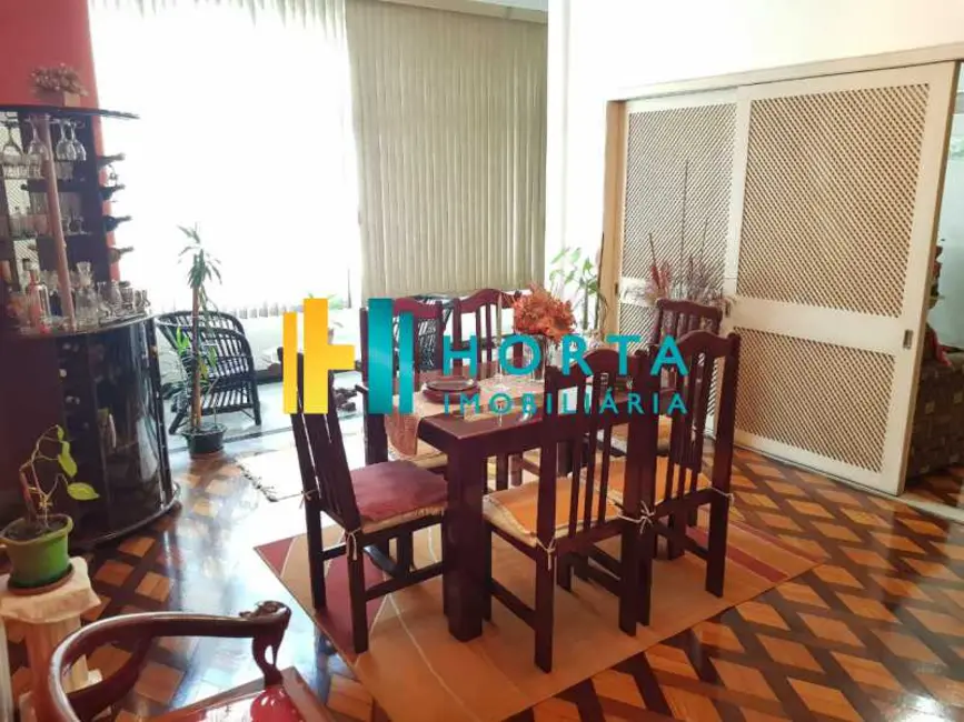 Foto 2 de Apartamento com 3 quartos à venda, 140m2 em Rio De Janeiro - RJ