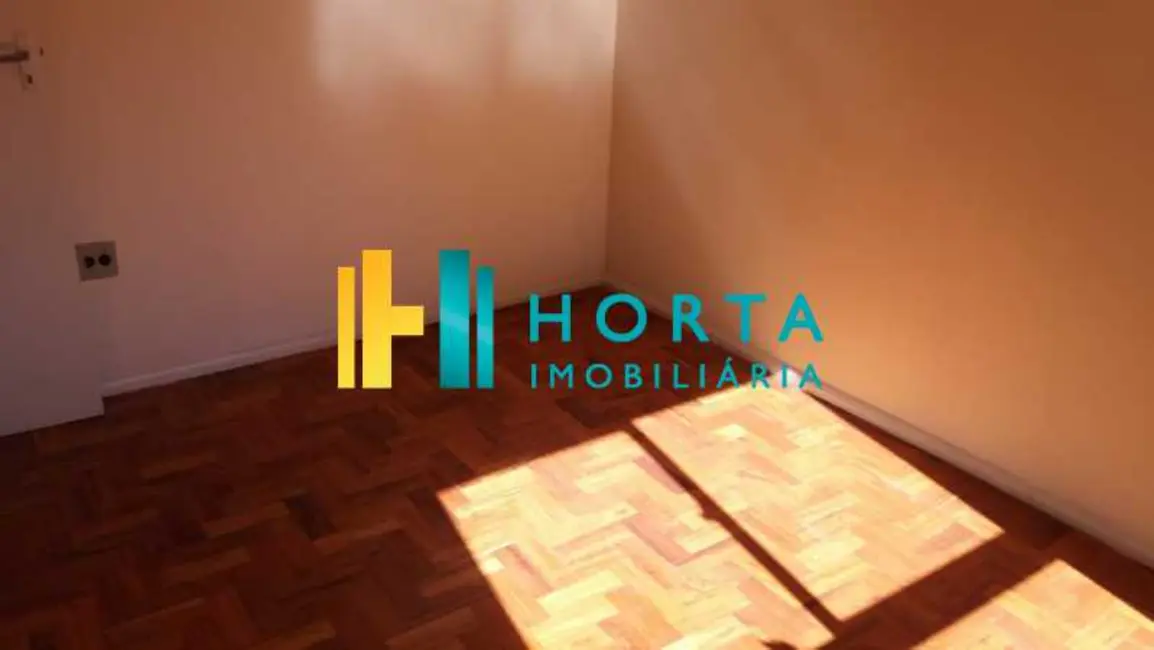 Foto 9 de Apartamento com 2 quartos à venda, 60m2 em Rio De Janeiro - RJ