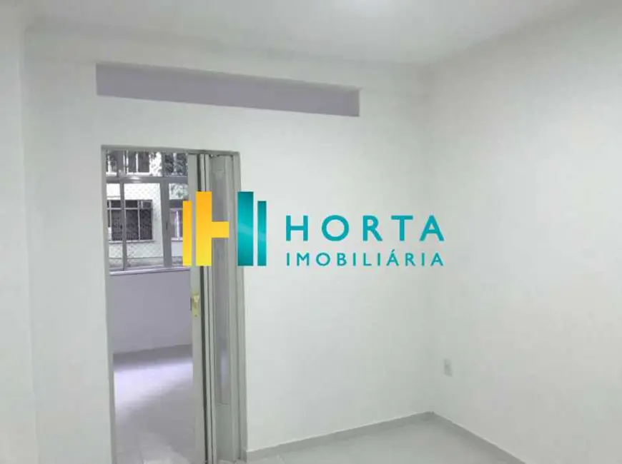 Foto 2 de Kitnet com 1 quarto à venda, 29m2 em Rio De Janeiro - RJ