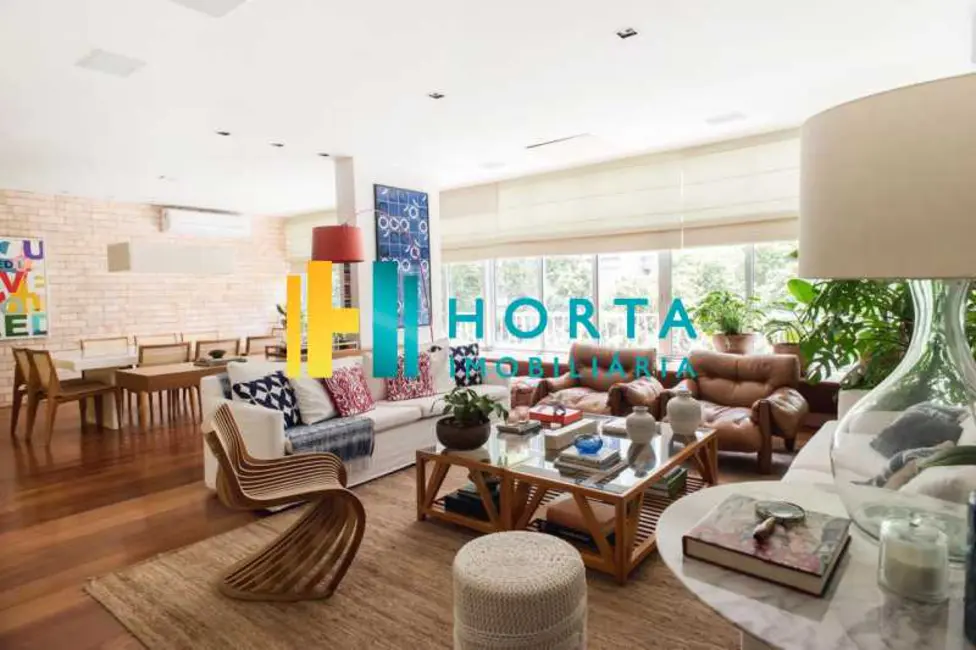 Foto 1 de Apartamento com 3 quartos à venda, 250m2 em Rio De Janeiro - RJ