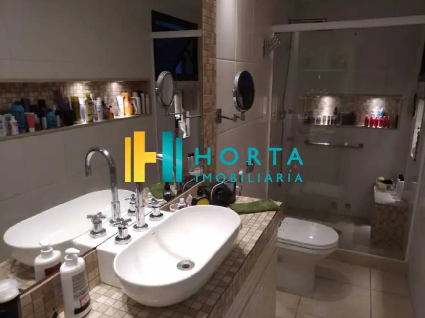 Foto 9 de Apartamento com 3 quartos à venda, 232m2 em Rio De Janeiro - RJ