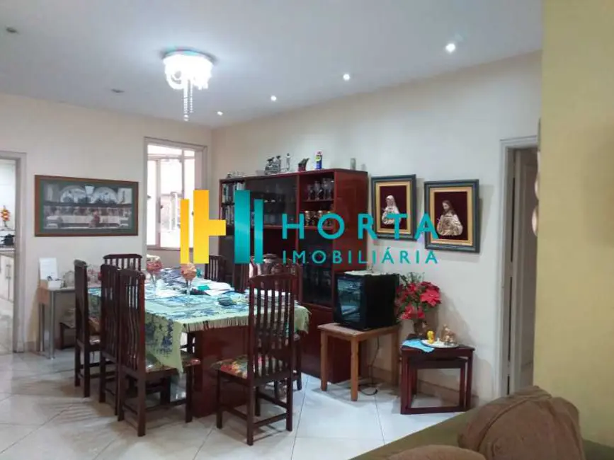 Apartamento com 3 quartos à venda, 134m2 em Rio De Janeiro - RJ - imagem 2 Foto 2 de Apartamento com 3 quartos à venda, 134m2 em Rio De Janeiro - RJ