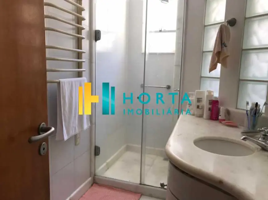 Foto 8 de Apartamento com 3 quartos à venda, 110m2 em Rio De Janeiro - RJ