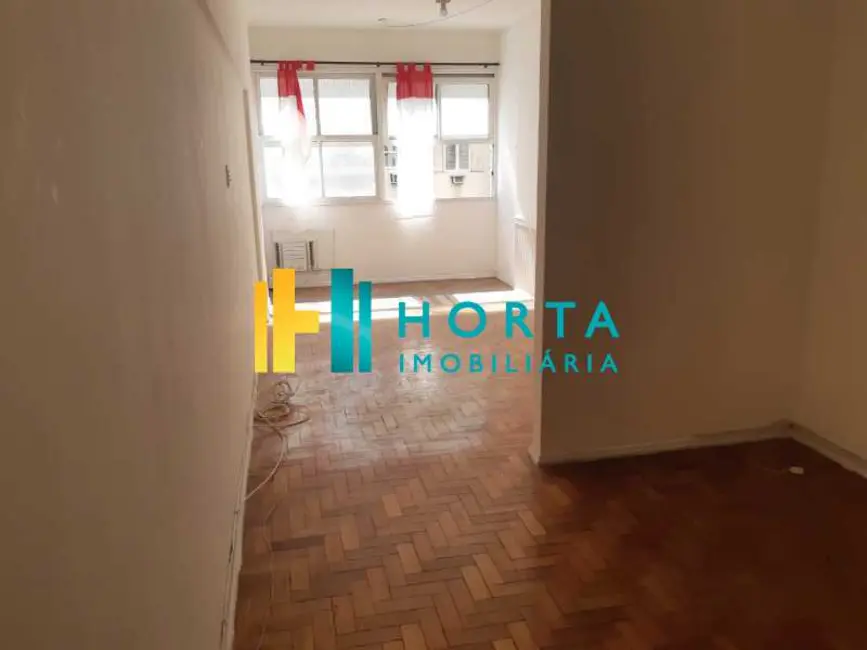 Foto 3 de Kitnet à venda, 39m2 em Rio De Janeiro - RJ