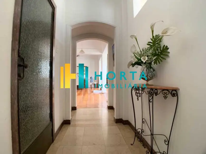 Cobertura com 5 quartos à venda, 273m2 em Rio De Janeiro - RJ - imagem 6 Foto 6 de Cobertura com 5 quartos à venda, 273m2 em Rio De Janeiro - RJ