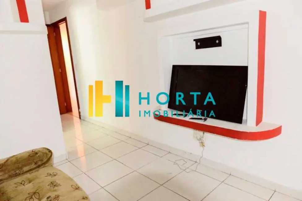 Apartamento com 4 quartos para alugar, 240m2 em Rio De Janeiro - RJ - imagem 5 Foto 5 de Apartamento com 4 quartos para alugar, 240m2 em Rio De Janeiro - RJ