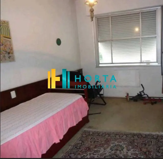 Foto 6 de Apartamento com 4 quartos à venda, 242m2 em Rio De Janeiro - RJ