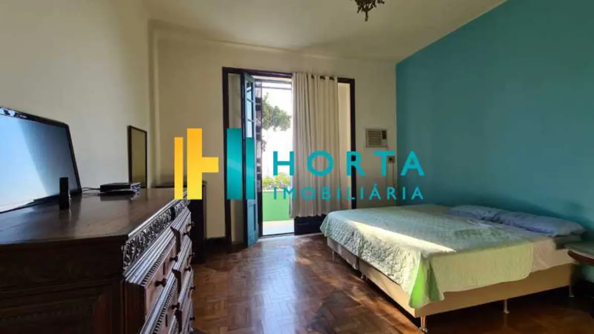 Casa com 8 quartos à venda, 400m2 em Rio De Janeiro - RJ - imagem 6 Foto 6 de Casa com 8 quartos à venda, 400m2 em Rio De Janeiro - RJ