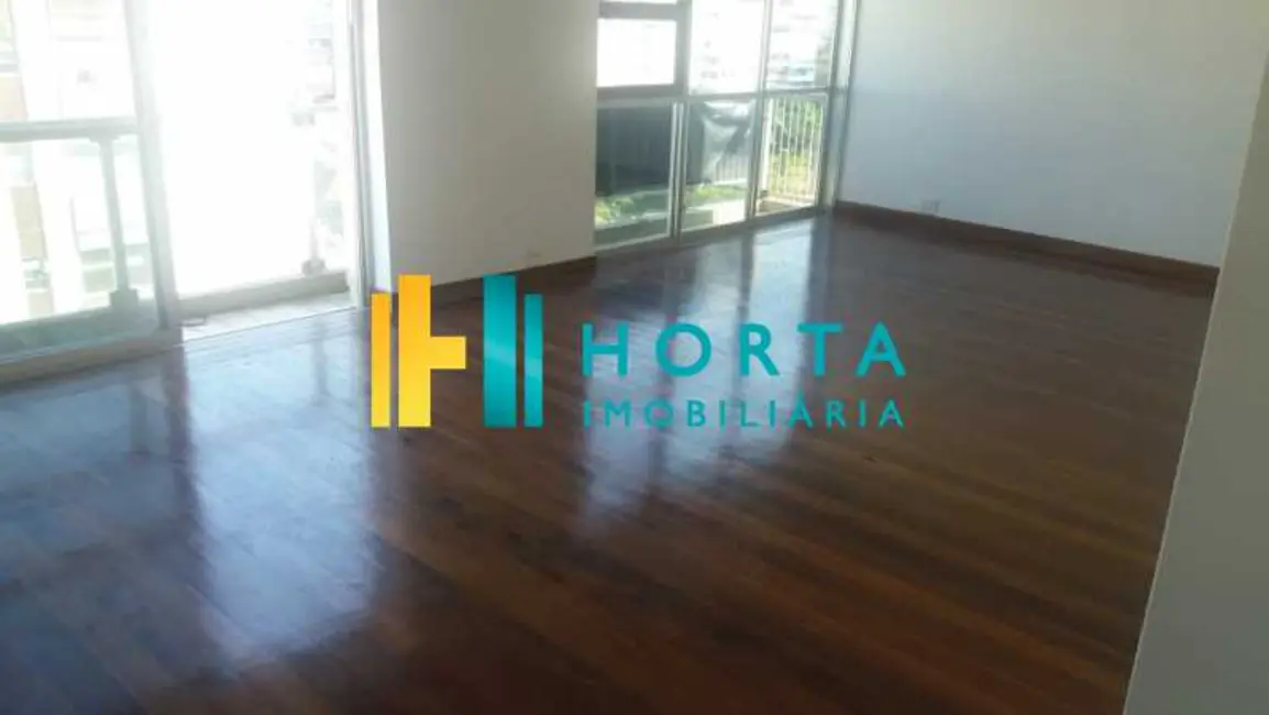 Foto 1 de Apartamento com 4 quartos à venda, 150m2 em Rio De Janeiro - RJ