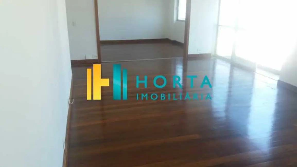 Foto 3 de Apartamento com 4 quartos à venda, 150m2 em Rio De Janeiro - RJ