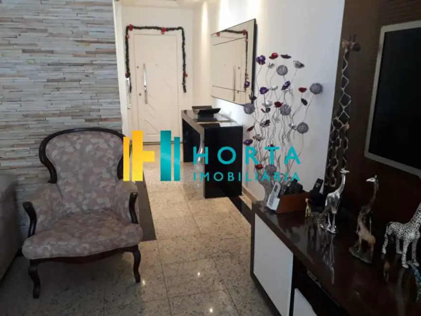 Foto 4 de Apartamento com 3 quartos à venda, 95m2 em Rio De Janeiro - RJ