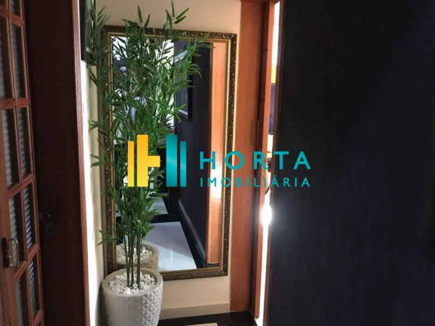 Foto 9 de Apartamento com 3 quartos à venda, 130m2 em Rio De Janeiro - RJ