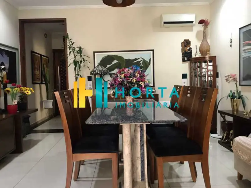 Foto 1 de Apartamento com 3 quartos à venda, 130m2 em Rio De Janeiro - RJ