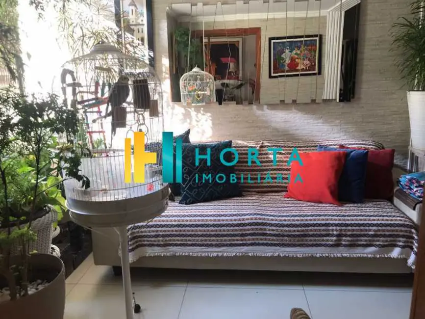 Foto 2 de Apartamento com 3 quartos à venda, 130m2 em Rio De Janeiro - RJ