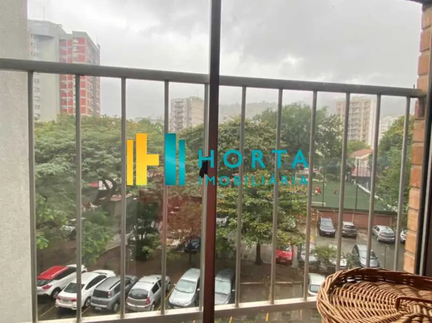 Foto 2 de Apartamento com 2 quartos à venda, 75m2 em Rio De Janeiro - RJ