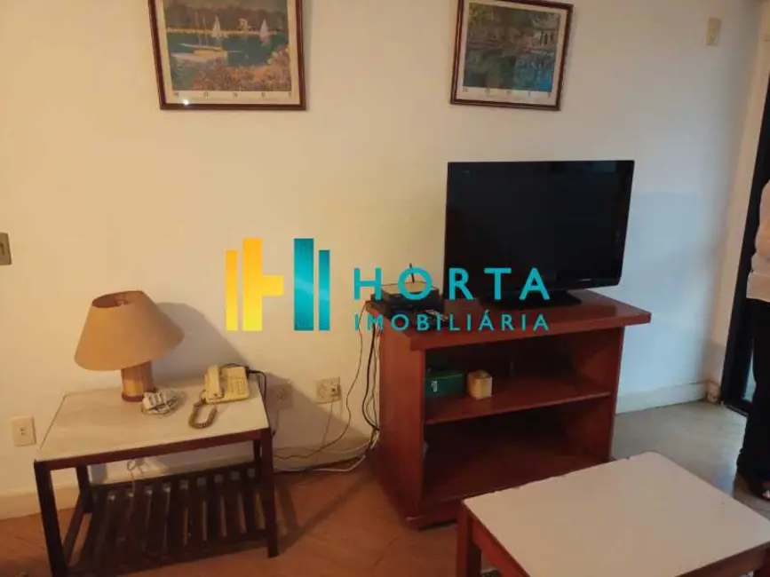 Apartamento com 1 quarto à venda, 50m2 em Rio De Janeiro - RJ - imagem 2 Foto 2 de Apartamento com 1 quarto à venda, 50m2 em Rio De Janeiro - RJ