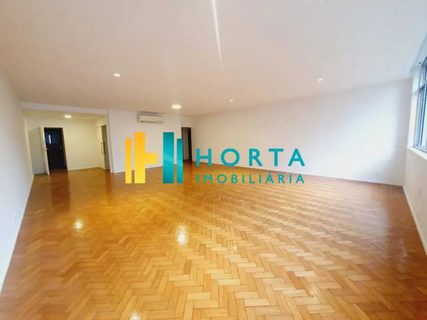 Apartamento com 4 quartos à venda, 265m2 em Rio De Janeiro - RJ - imagem 4 Foto 4 de Apartamento com 4 quartos à venda, 265m2 em Rio De Janeiro - RJ