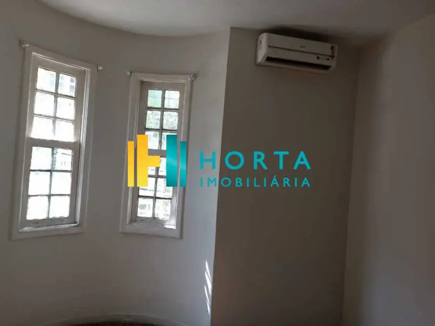 Casa Comercial com 9 quartos à venda, 203m2 em Rio De Janeiro - RJ - imagem 7 Foto 7 de Casa Comercial com 9 quartos à venda, 203m2 em Rio De Janeiro - RJ