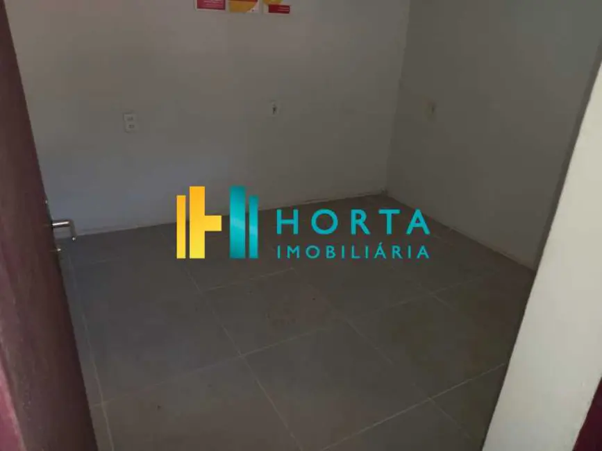 Casa Comercial com 9 quartos à venda, 203m2 em Rio De Janeiro - RJ - imagem 5 Foto 5 de Casa Comercial com 9 quartos à venda, 203m2 em Rio De Janeiro - RJ
