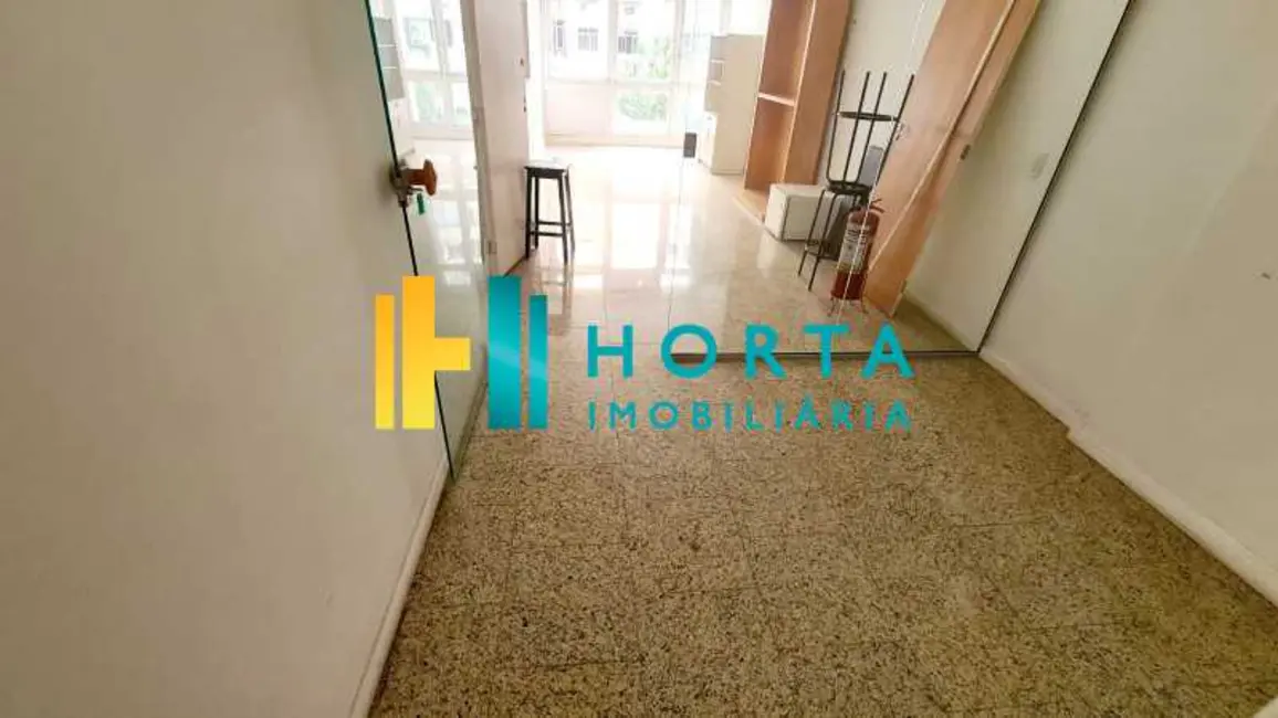 Sala Comercial à venda, 194m2 em Rio De Janeiro - RJ - imagem 4 Foto 4 de Sala Comercial à venda, 194m2 em Rio De Janeiro - RJ