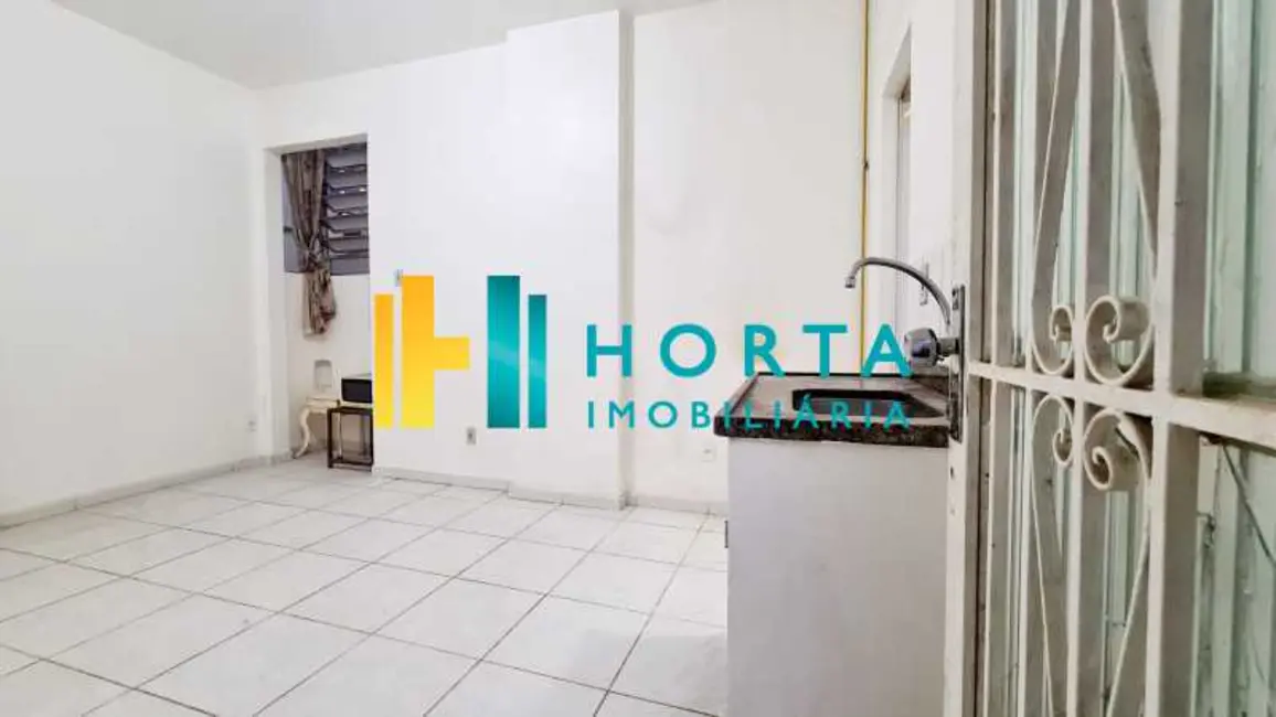 Foto 1 de Kitnet à venda, 21m2 em Rio De Janeiro - RJ