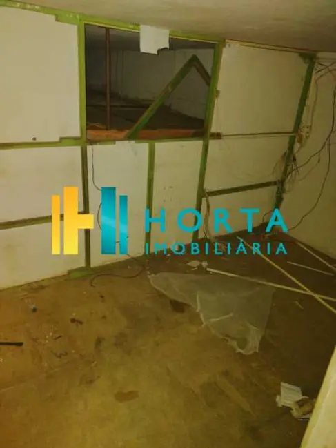 Loja para alugar, 112m2 em Rio De Janeiro - RJ - imagem 6 Foto 6 de Loja para alugar, 112m2 em Rio De Janeiro - RJ