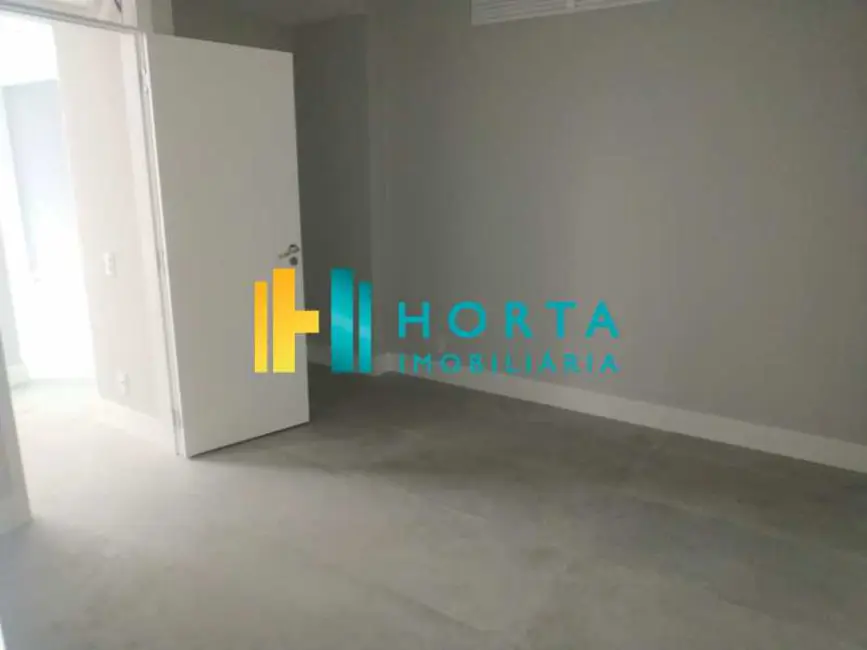 Foto 9 de Apartamento com 4 quartos à venda, 111m2 em Rio De Janeiro - RJ