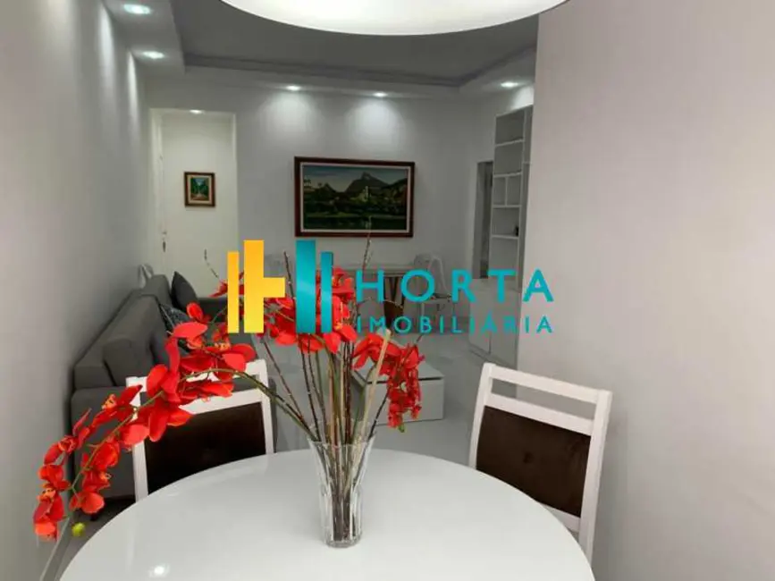 Foto 2 de Apartamento com 3 quartos à venda, 120m2 em Rio De Janeiro - RJ