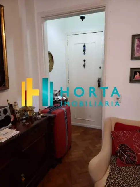 Kitnet com 1 quarto à venda, 26m2 em Rio De Janeiro - RJ - imagem 2 Foto 2 de Kitnet com 1 quarto à venda, 26m2 em Rio De Janeiro - RJ