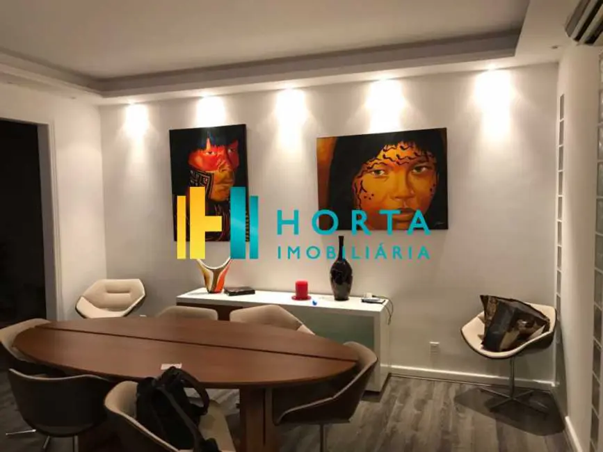 Foto 4 de Apartamento com 4 quartos à venda, 212m2 em Rio De Janeiro - RJ