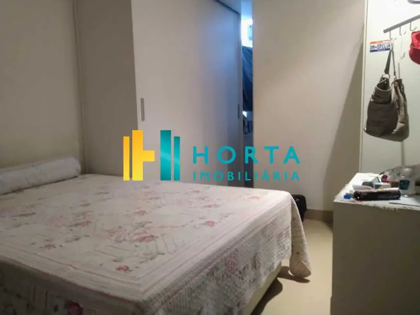 Foto 9 de Apartamento com 2 quartos à venda, 70m2 em Rio De Janeiro - RJ