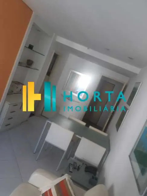 Loft / Flat com 1 quarto à venda, 45m2 em Rio De Janeiro - RJ - imagem 4 Foto 4 de Loft / Flat com 1 quarto à venda, 45m2 em Rio De Janeiro - RJ