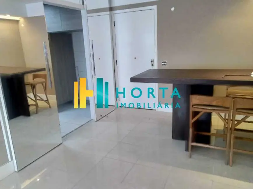 Foto 7 de Apartamento com 2 quartos à venda, 100m2 em Rio De Janeiro - RJ
